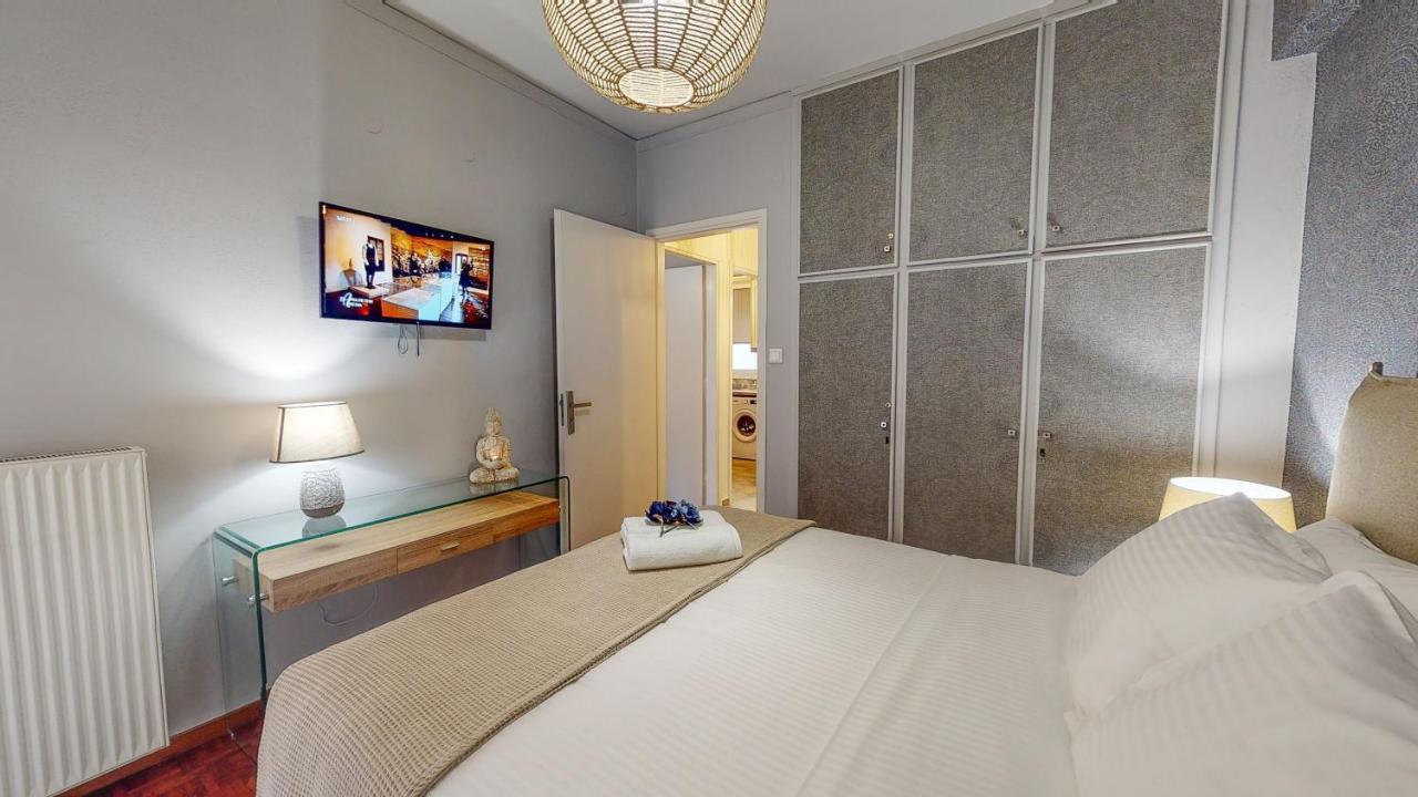 Motley Luxury Apartment By Estia Ираклион Экстерьер фото