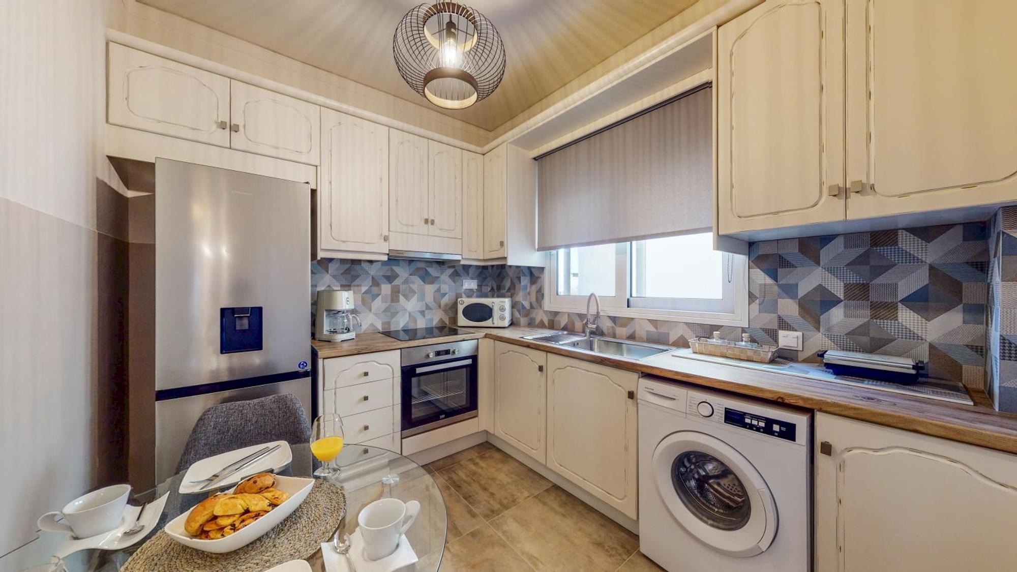 Motley Luxury Apartment By Estia Ираклион Экстерьер фото